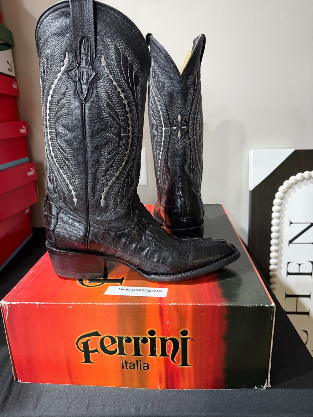 Ferrini Black Men's Crocodile-Textured Western Boots